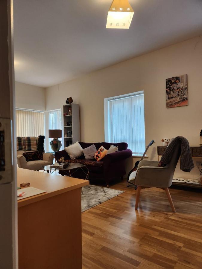 Our Tiny Little Home Cork Exteriér fotografie